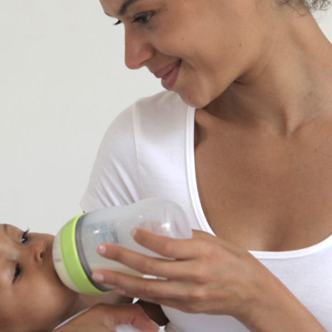 Como Tomo breastfeeding bottle canada